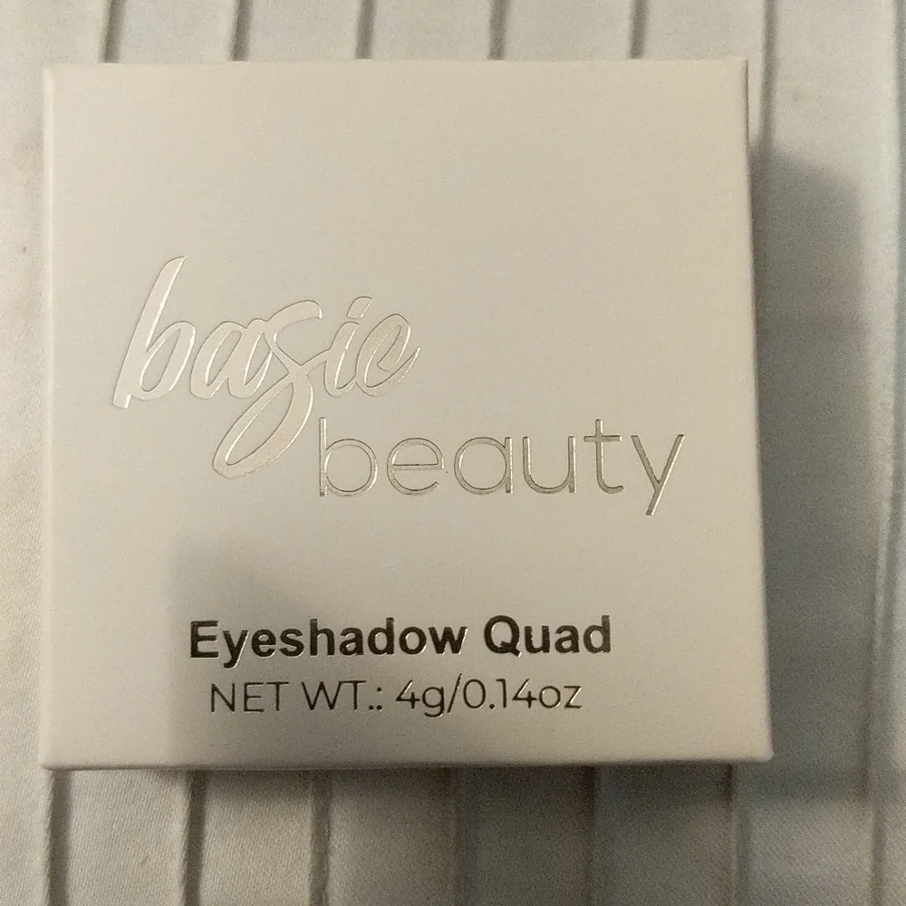NWT Eyeshadow Palette